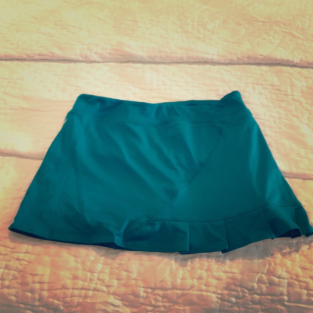 Women’s tennis skirt. Never worn